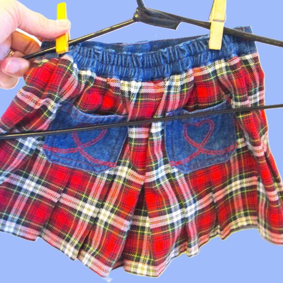 12 Month skort wrap red plaid pleated, jean band with snap closure, Place Manufa - Picture 2 of 7